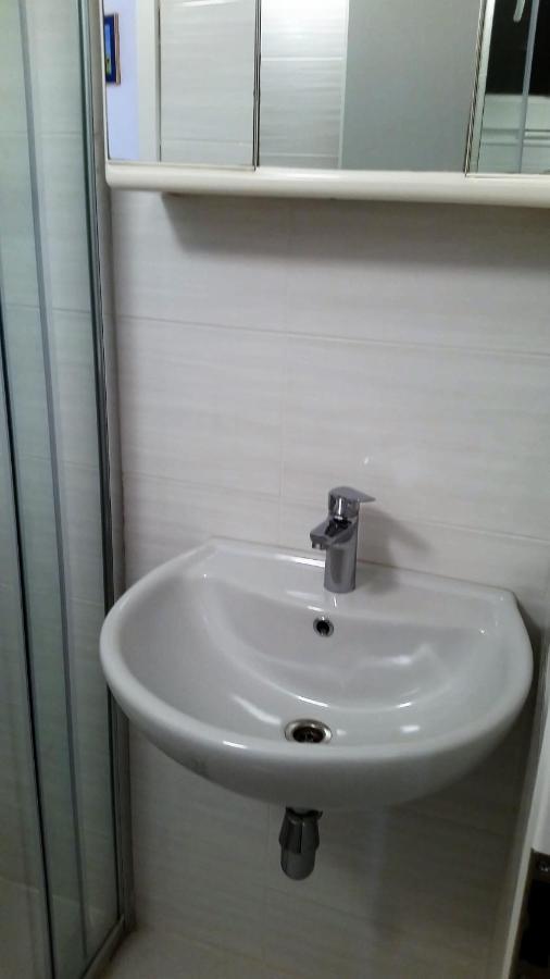 Guesthouse Iva Хвар Екстер'єр фото