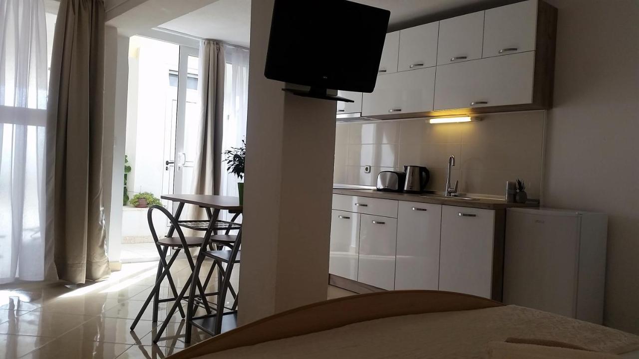 Guesthouse Iva Хвар Екстер'єр фото