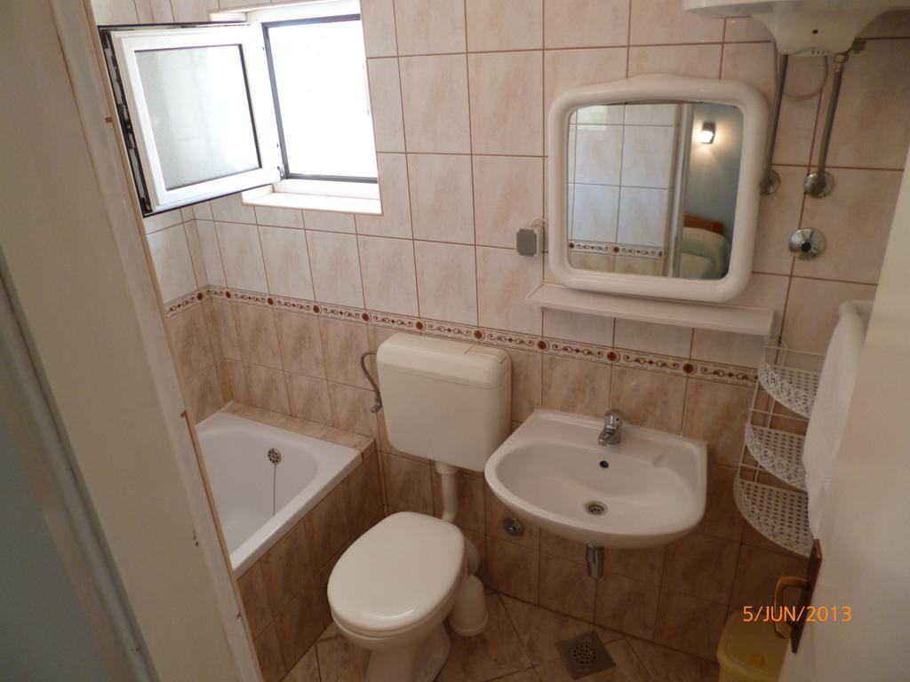 Guesthouse Iva Хвар Номер фото